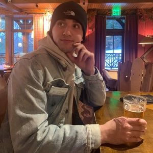 Meet your Posher, Brandon